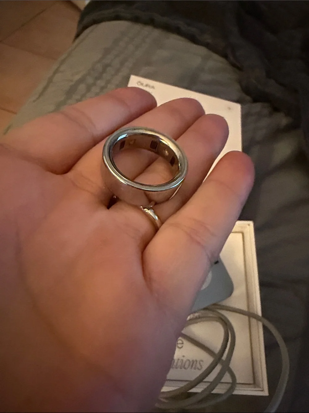 Oura Ring 4 Box with Silver Ring size 9